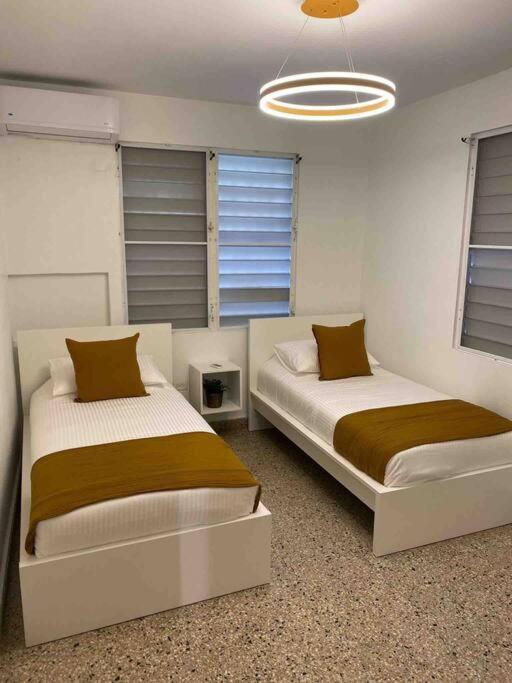 3 Bd By Airport El Yunque Walk To The Beach Σαν Χουάν Εξωτερικό φωτογραφία